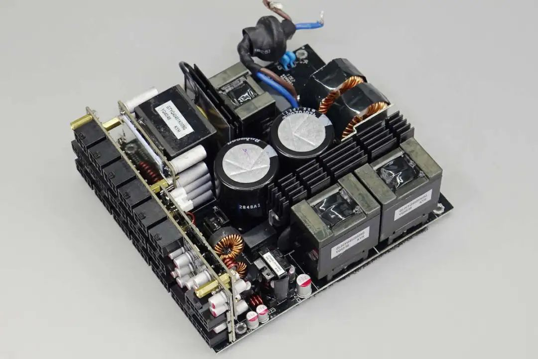 喆光光耦[MPC1019]在ATX3.0工業(yè)電源中的應(yīng)用