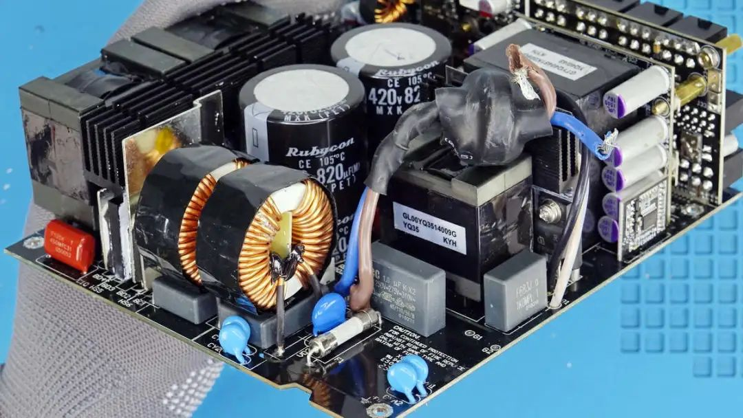 喆光光耦[MPC1019]在ATX3.0工業(yè)電源中的應(yīng)用