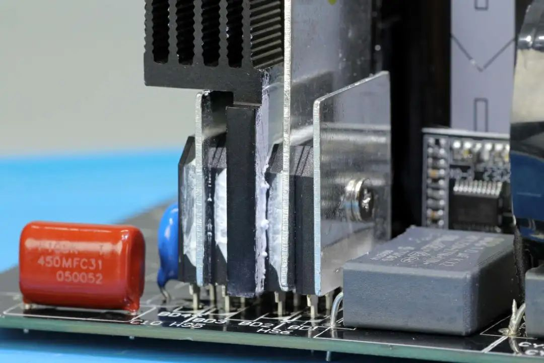 喆光光耦[MPC1019]在ATX3.0工業(yè)電源中的應(yīng)用