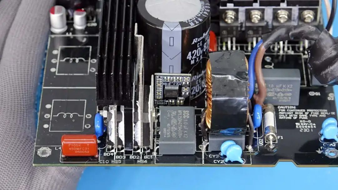 喆光光耦[MPC1019]在ATX3.0工業(yè)電源中的應(yīng)用